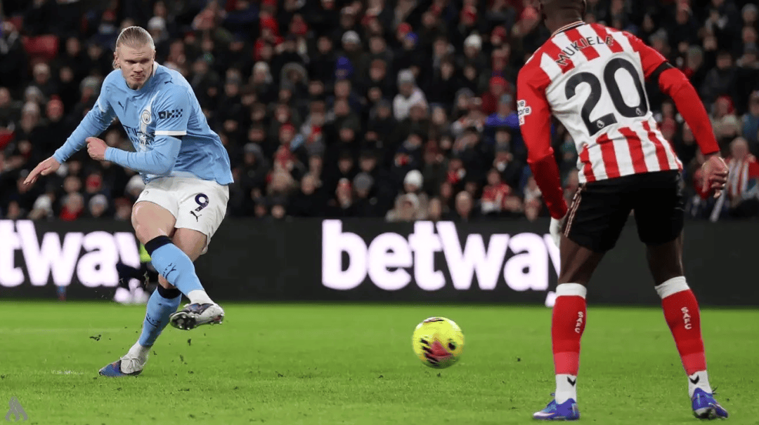 伯恩利vs曼城前瞻：蓝月军团迎来登顶良机！