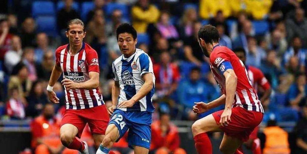 虽然球员整体能力上有些差距，但意志力拉满、教练战术得当，领先后没有死守还持续前场压迫，展现了中国女足的坚韧与智慧